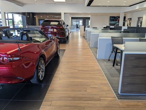 Certified 2025 MAZDA CX-90 3.3 Turbo w/ Preferred Package image 38