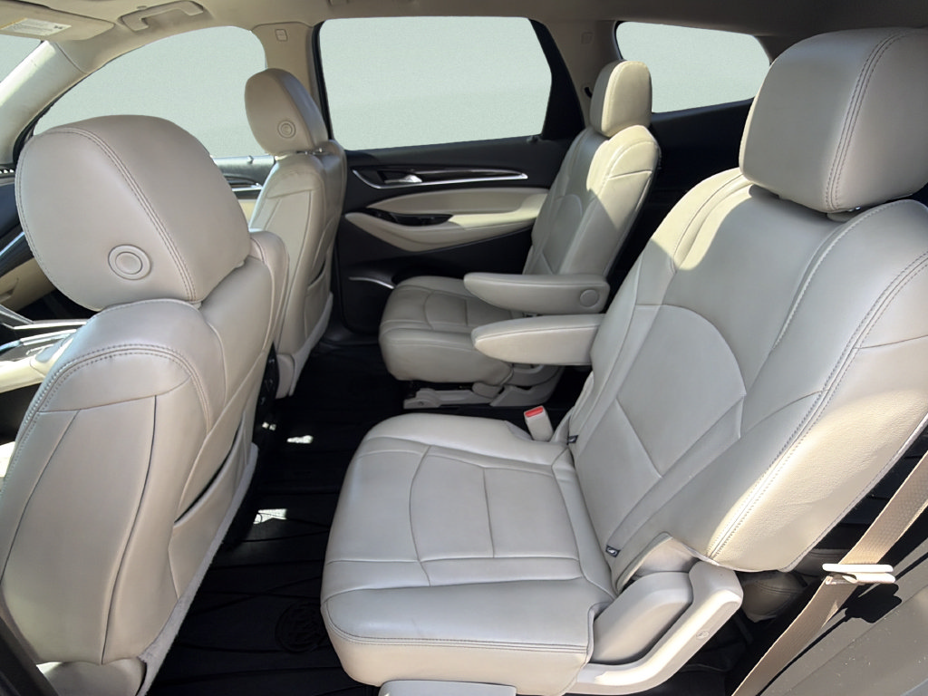 Used 2020 Buick Enclave Essence w/ Sound and Sites Package AWD/4WD image 15