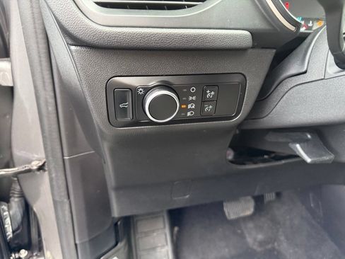 Used 2022 Ford Escape SE w/ Convenience Package FWD image 13