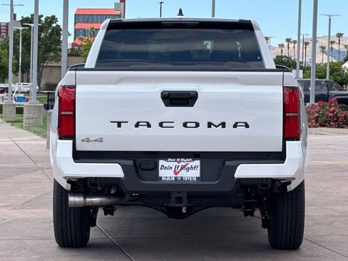 New 2026 Toyota Tacoma SR5 AWD/4WD image 5