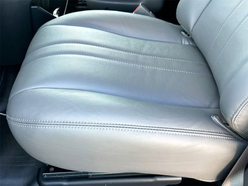 New 2025 Chevrolet Express 2500 w/ Communications Package image 13