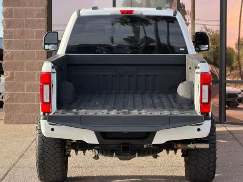 Used 2022 Ford F250 Platinum w/ Tremor Off-Road Package AWD/4WD image 15
