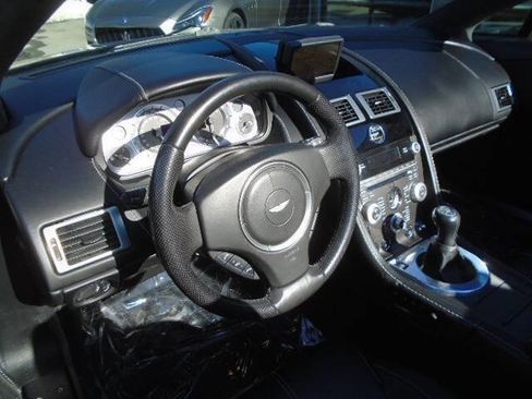Used 2009 Aston Martin V8 Vantage Roadster image 12
