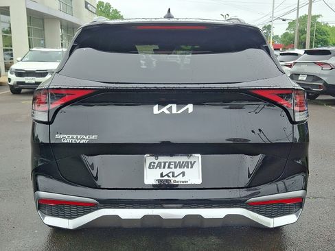 Used 2023 Kia Sportage SX image 5