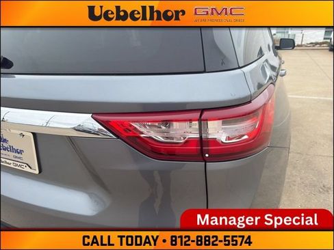 Used 2021 Chevrolet Traverse LT AWD/4WD image 10