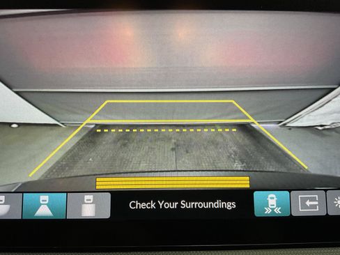 Used 2025 Honda Odyssey Touring image 17