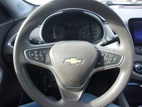 Used 2023 Chevrolet Malibu LT image 10