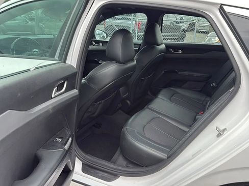 Used 2022 Kia K5 GT-Line FWD image 27