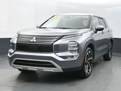 Used 2024 Mitsubishi Outlander SE Black Edition