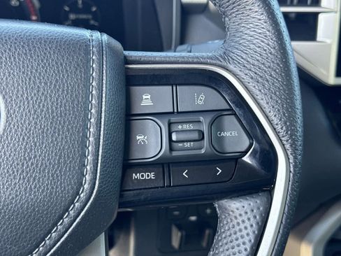 Used 2024 Toyota Tundra Limited image 29