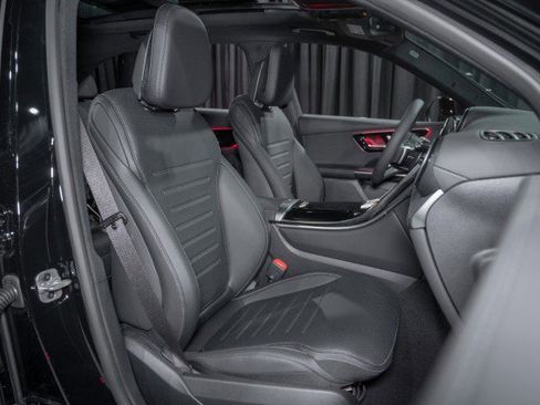 Used 2026 Mercedes-Benz GLC 350e 4MATIC image 13