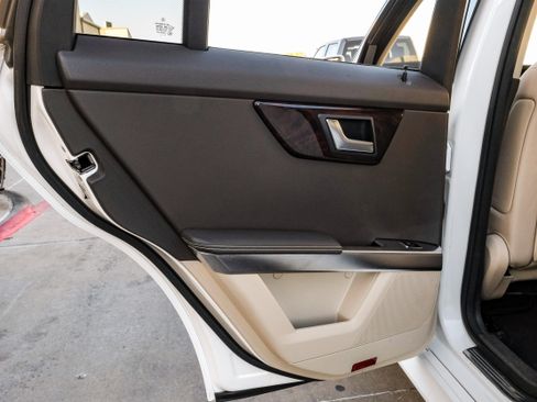 Used 2013 Mercedes-Benz GLK 350 GLK 350 image 44