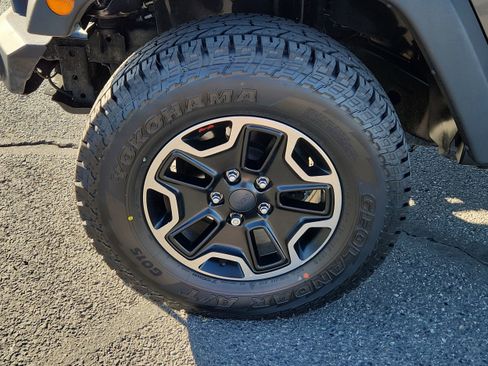 Used 2017 Jeep Wrangler Unlimited Rubicon image 7