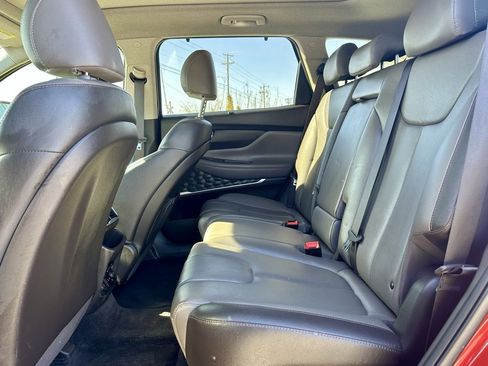 Used 2020 Hyundai Santa Fe Limited w/ Cargo Package image 11