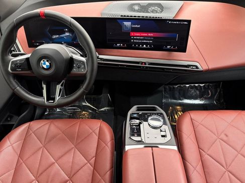 Used 2025 BMW iX M60 image 28