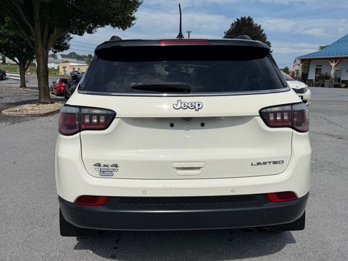Used 2018 Jeep Compass Limited w/ Navigation Group AWD/4WD image 6