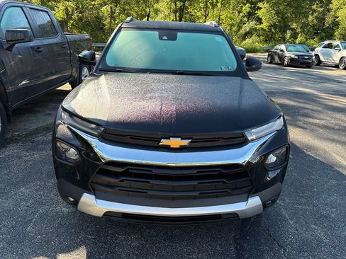 Certified 2023 Chevrolet TrailBlazer LT w/ Convenience Package AWD/4WD image 2