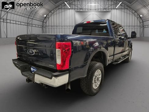 Used 2018 Ford F250 XLT AWD/4WD image 5