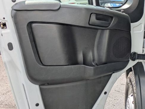Used 2023 RAM ProMaster 2500 FWD image 14