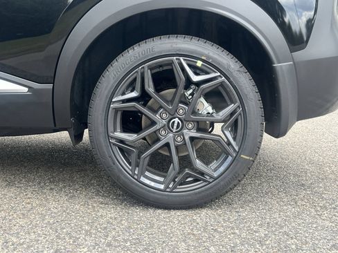 New 2026 Nissan Kicks SR FWD image 27