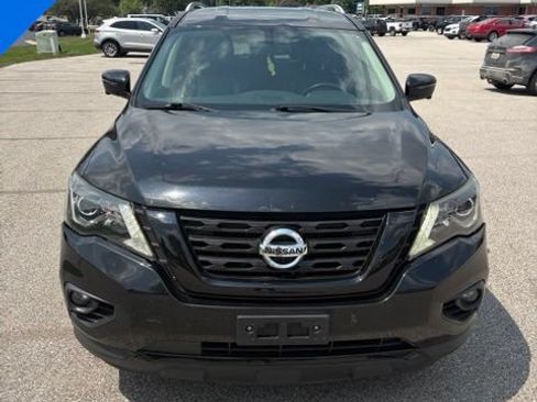Used 2019 Nissan Pathfinder SL AWD/4WD image 9