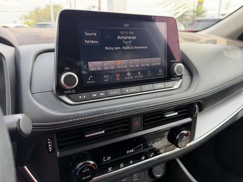 Certified 2023 Nissan Rogue SV image 19