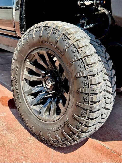 Used 2016 Chevrolet Silverado 3500 High Country w/ Duramax Plus Package AWD/4WD image 19