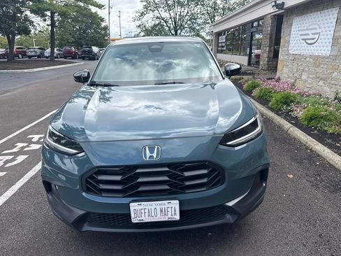 Used 2024 Honda HR-V Sport image 3