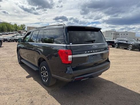 Used 2024 Ford Expedition Max XLT image 3