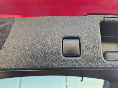 Used 2022 Ford Escape SEL w/ Technology Package image 10