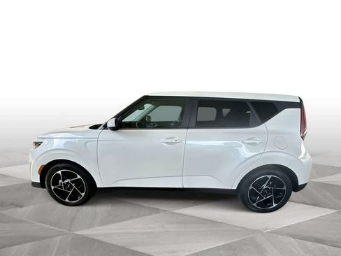 Used 2023 Kia Soul EX FWD image 5