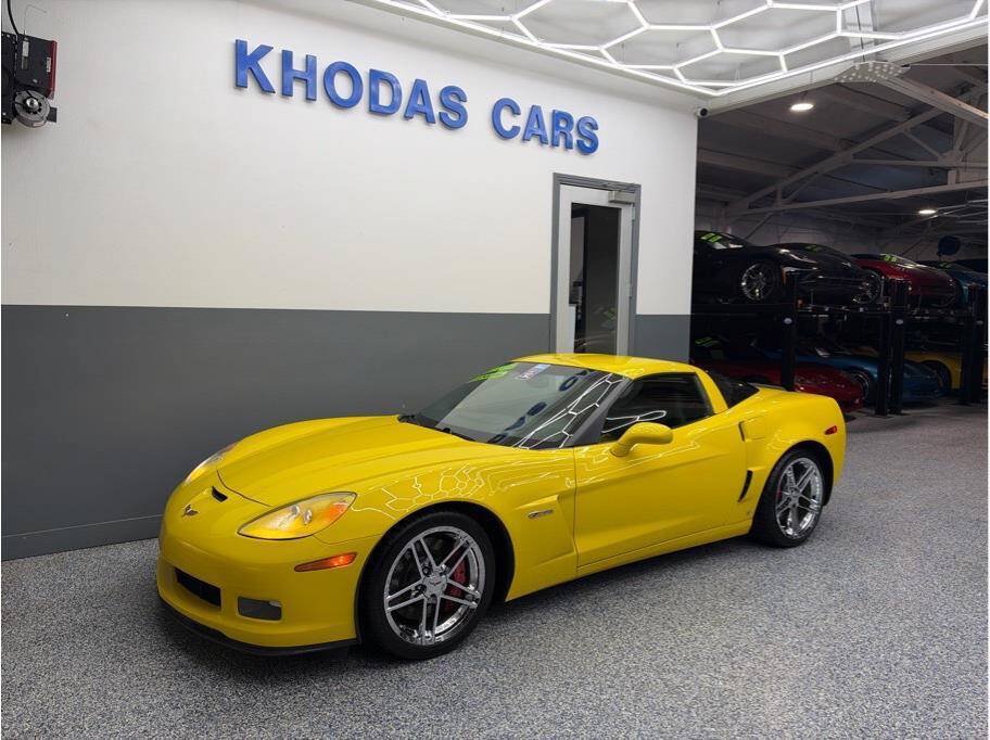 Used 2008 Chevrolet Corvette Z06 w/ Preferred Equipment Group RWD image 2