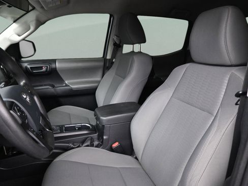 Used 2019 Toyota Tacoma SR w/ SR Convenience Package image 34