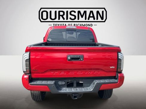 Used 2023 Toyota Tacoma TRD Sport w/ TRD Premium Sport Package image 6