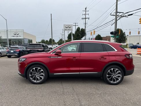 Used 2021 Lincoln Nautilus Reserve w/ Class II Trailer Tow Package AWD/4WD image 2