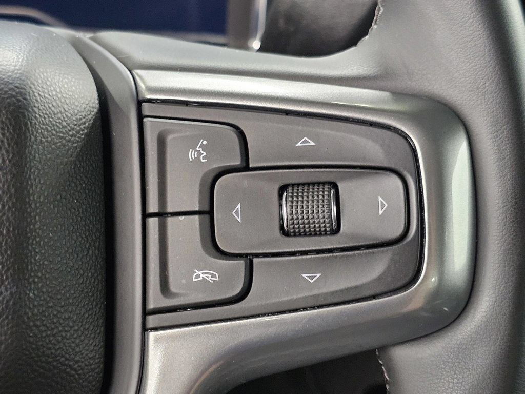 Used 2023 Chevrolet Silverado 1500 RST w/ Redline Edition AWD/4WD image 37