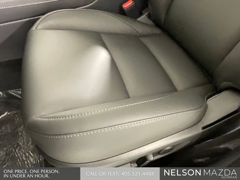 New 2026 MAZDA CX-30 AWD 2.5 S w/ Select Sport Pkg image 16