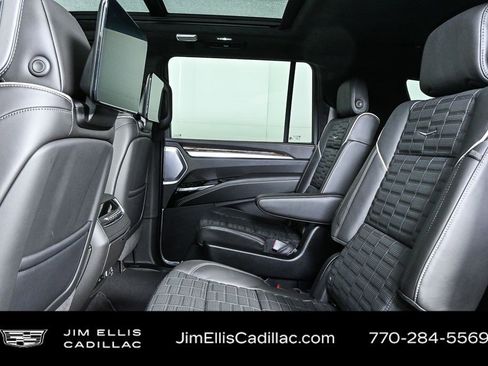 Certified 2025 Cadillac Escalade ESV Sport Platinum w/ LPO, ONYX Package image 26