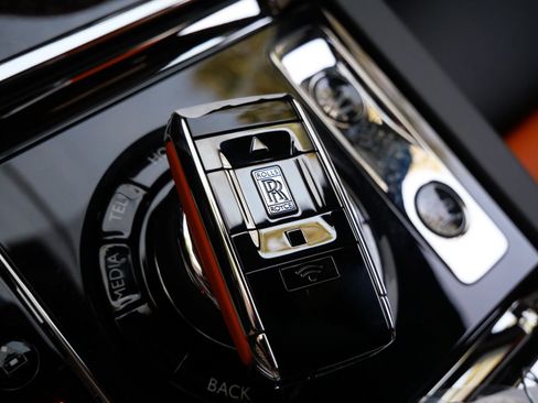 New 2026 Rolls-Royce Cullinan Black Badge AWD/4WD image 33
