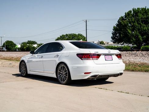 Used 2013 Lexus LS 460 w/ F-Sport Pkg RWD image 40