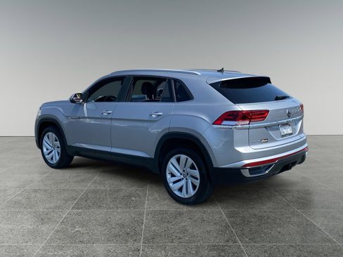 Used 2021 Volkswagen Atlas Cross Sport SE AWD/4WD image 3