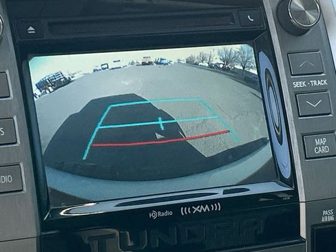 Used 2018 Toyota Tundra SR5 image 18