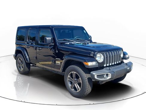 Used 2023 Jeep Wrangler Unlimited Sahara AWD/4WD image 2