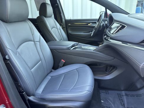 Used 2024 Buick Enclave Premium FWD image 18