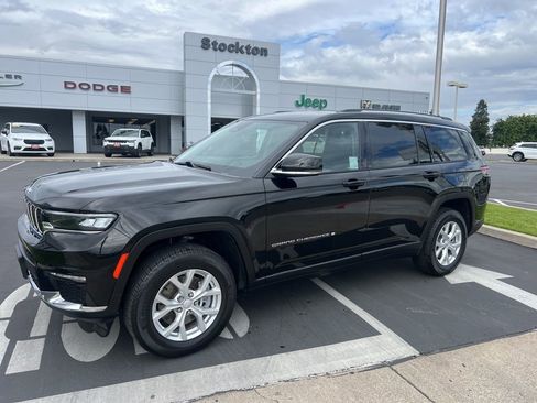 Used 2023 Jeep Grand Cherokee L Limited w/ Trailer Tow Group (B) AWD/4WD image 6