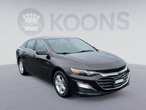 Used 2021 Chevrolet Malibu LS FWD image 18
