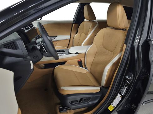 Used 2026 Lexus RZ 350e 2WD w/ Technology Package image 18