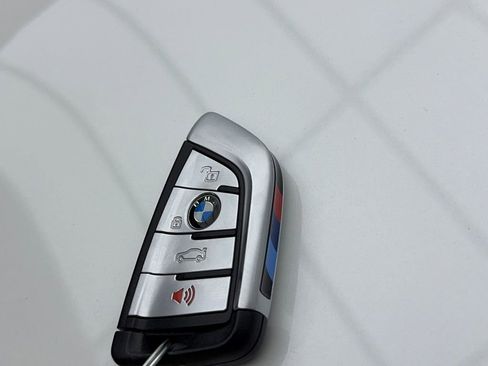 Used 2022 BMW X5 M50i w/ Dynamic Handling Package image 60