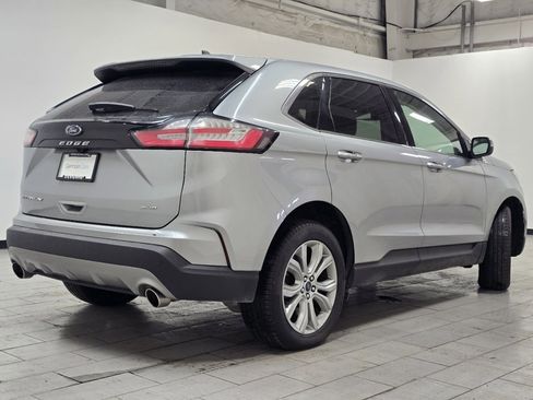 Used 2022 Ford Edge Titanium image 15