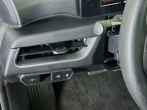 Used 2025 Kia K4 LXS image 17